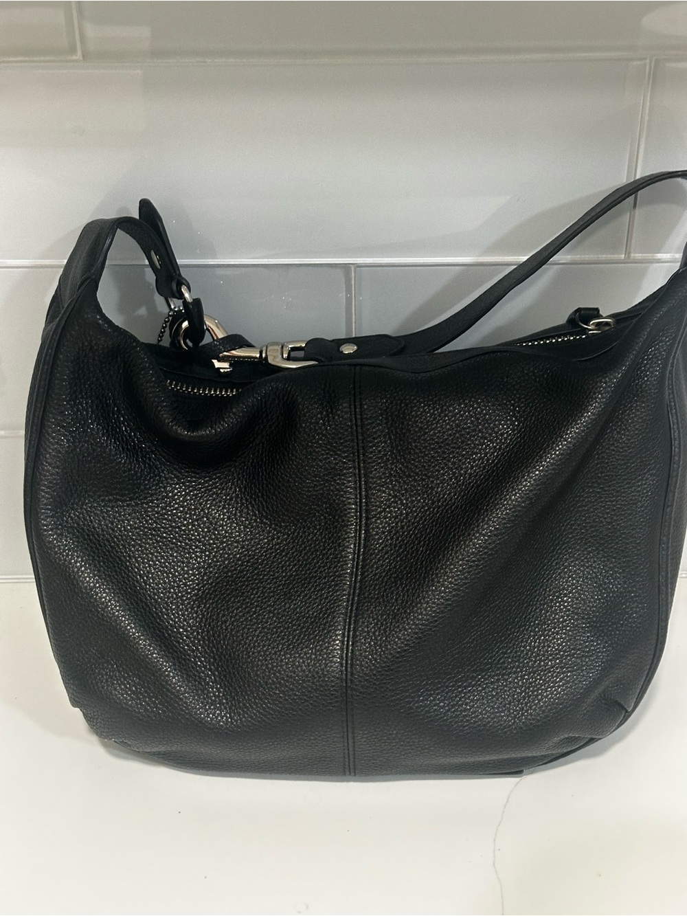 Coach Avery Vintage Black Pebbled Leather Hobo Shoulder Bag Purse Handbag - Picture 5 of 13